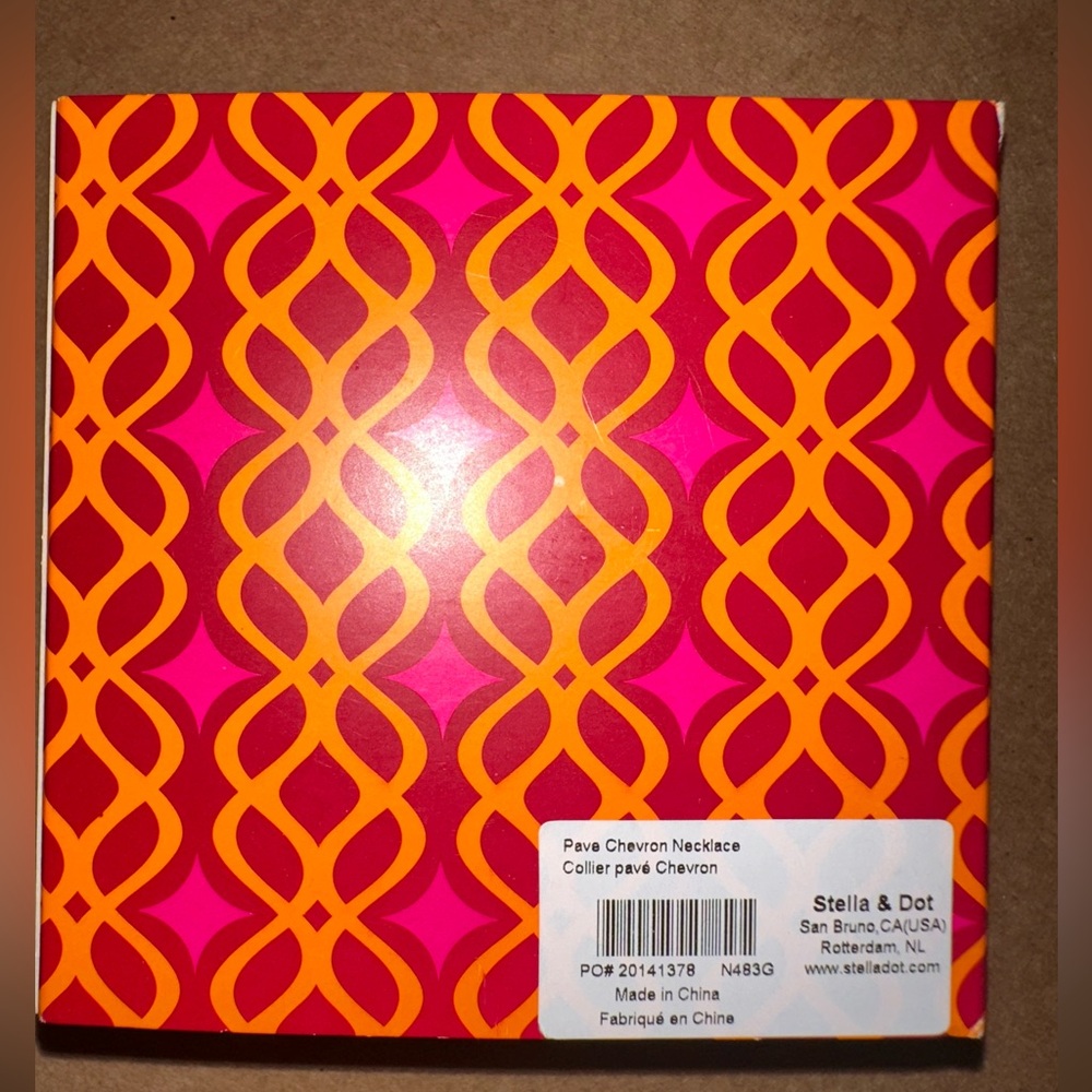 NWT Stella & Dot 3 Gold Triangle Layered Necklaces in gold - Picture 4 of 4